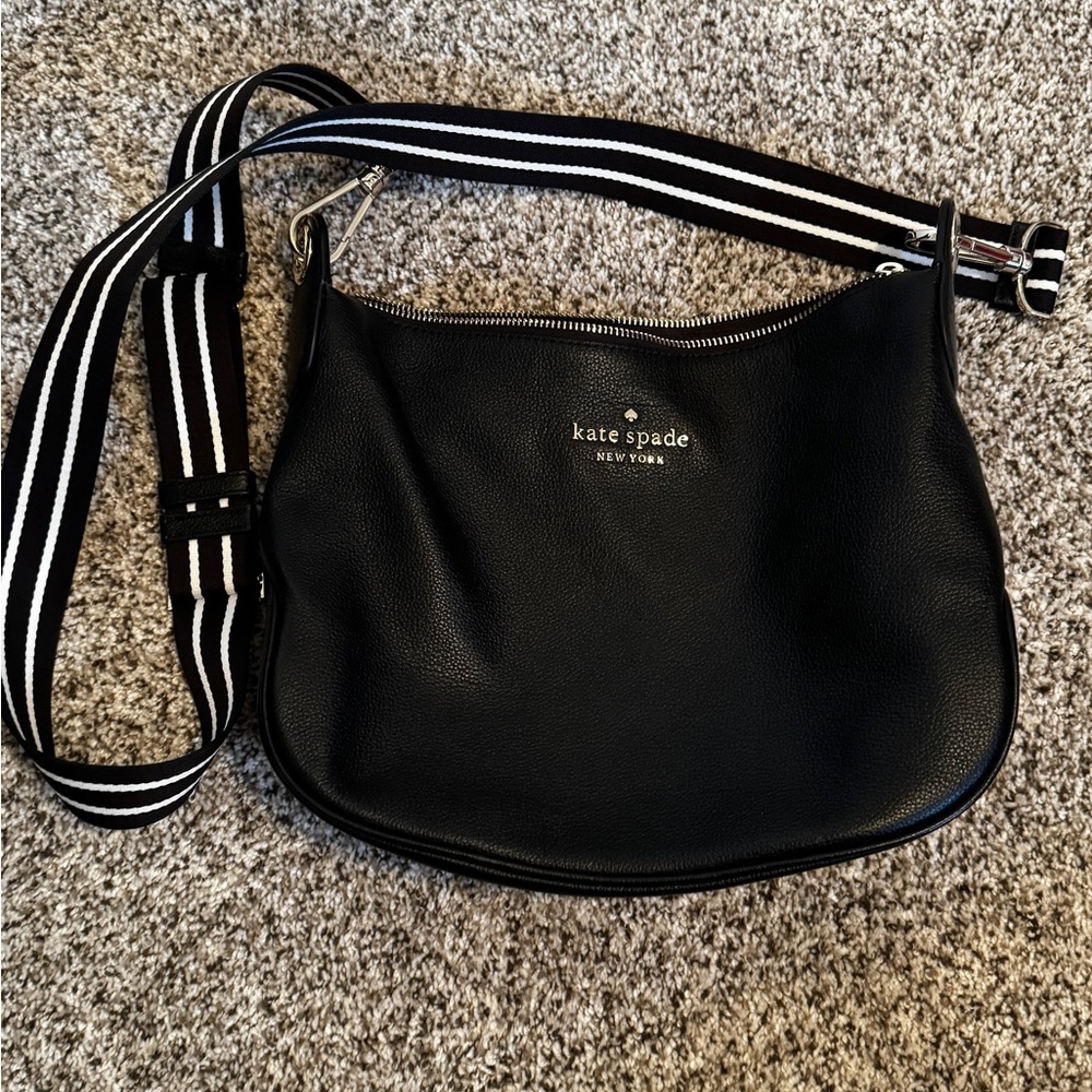 Leather Kate Spade Purse - like new